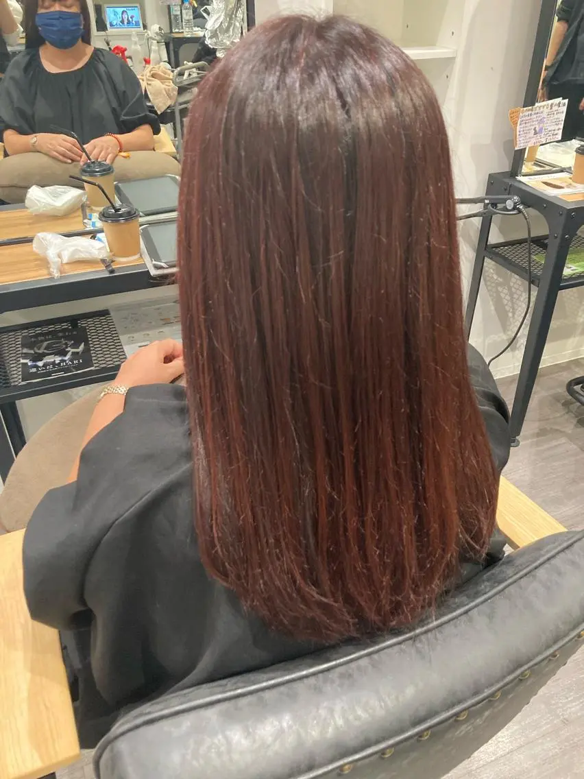 セミロング カラー ミルクティー量産💙 💙ブリーチ特化💙のヘアスタイル