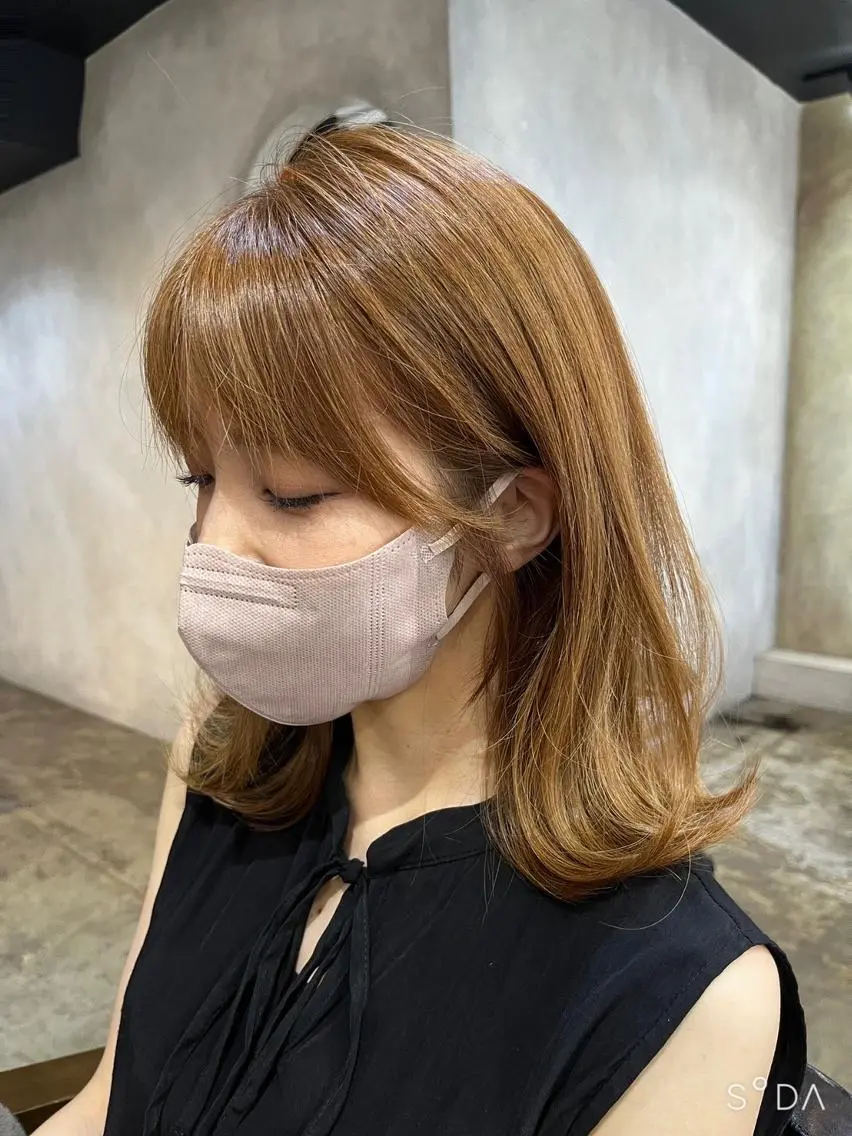 ミディアム カラー ヘアアレンジ パーマ アディクシーカラー アッシュ バレイヤージュ ベージュカラー ブリーチ newi grande 横浜店のヘアスタイル