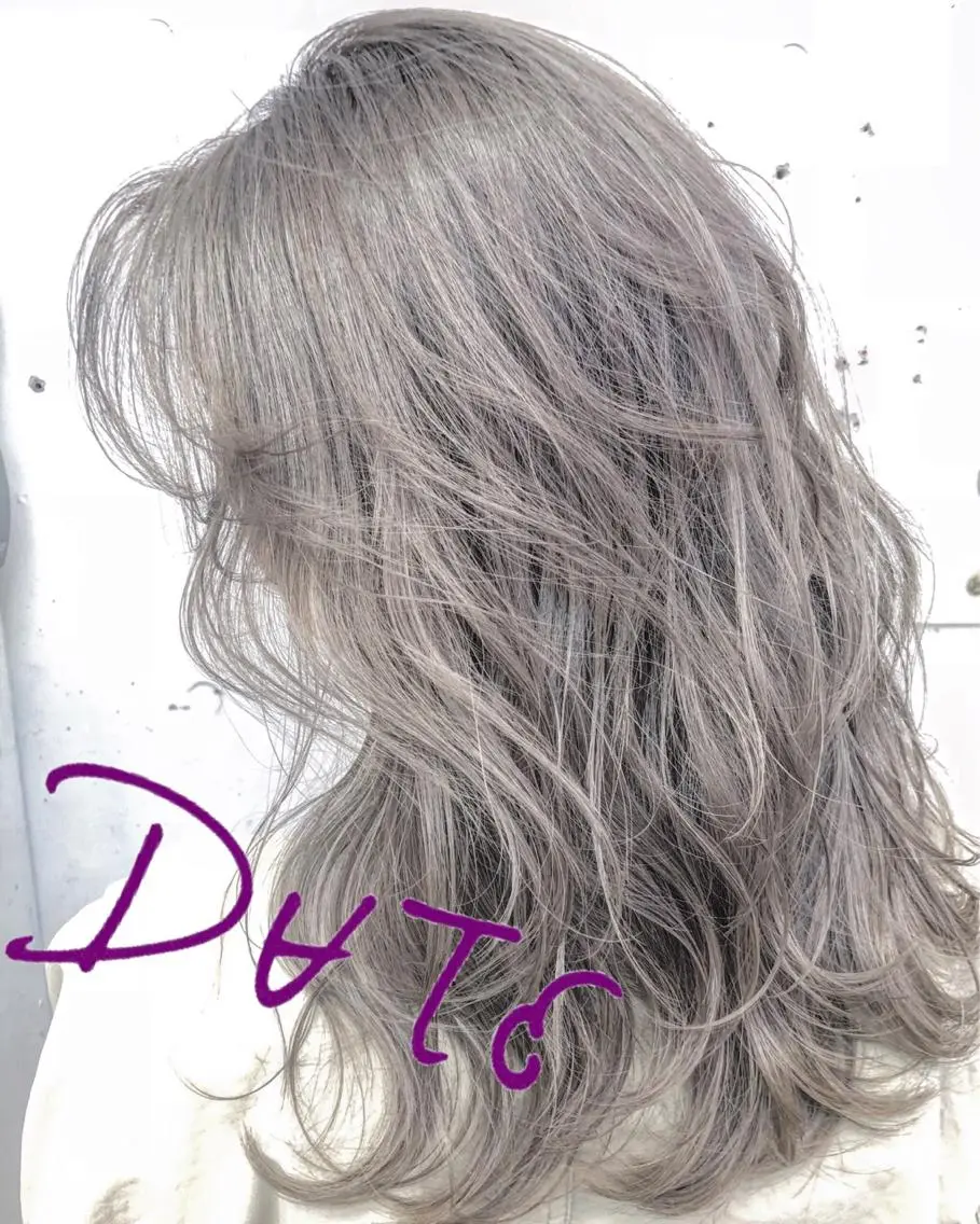 ロング カラー パーマ ヘアアレンジ メンズ キッズ ネイル マツエク・マツパ メンズブリーチ メンズハイライト 学生(メンズ向け) アッシュ ベージュカラー レイヤー/顔周り 韓国ヘア森田和貴のヘアスタイル