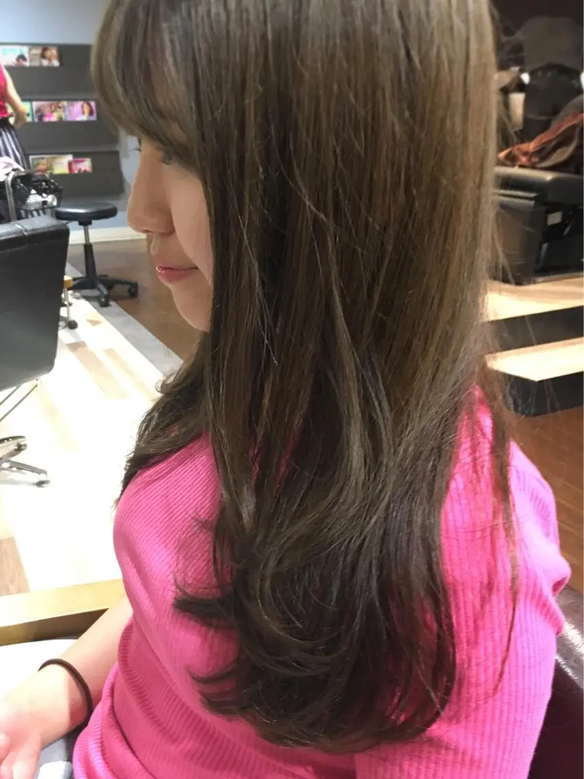 セミロング カラー カット ヘアカラー パーマ 縮毛矯正 トリートメント ヘッドスパ 髪改善フェイスレイヤ YASUハッシカットのヘアスタイル