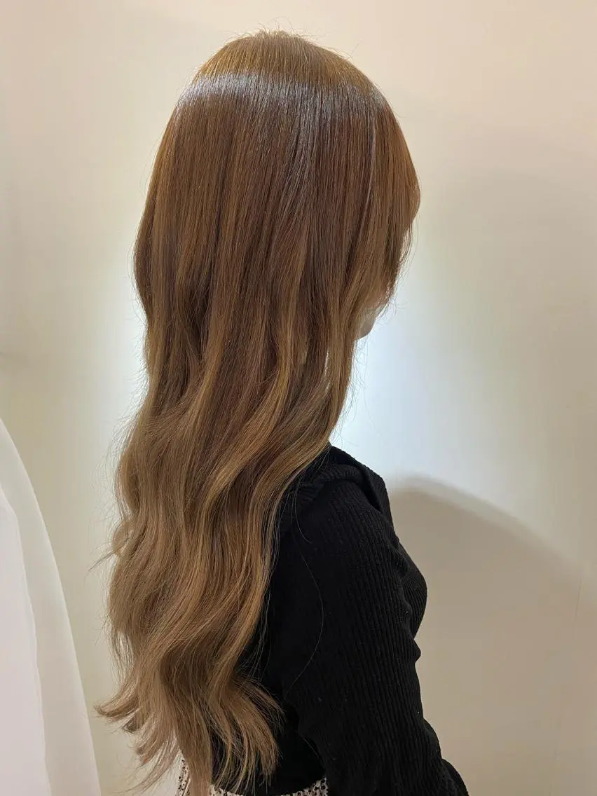 ロング エクステ エクステ レイヤーウルフ エクステ磯部のヘアスタイル