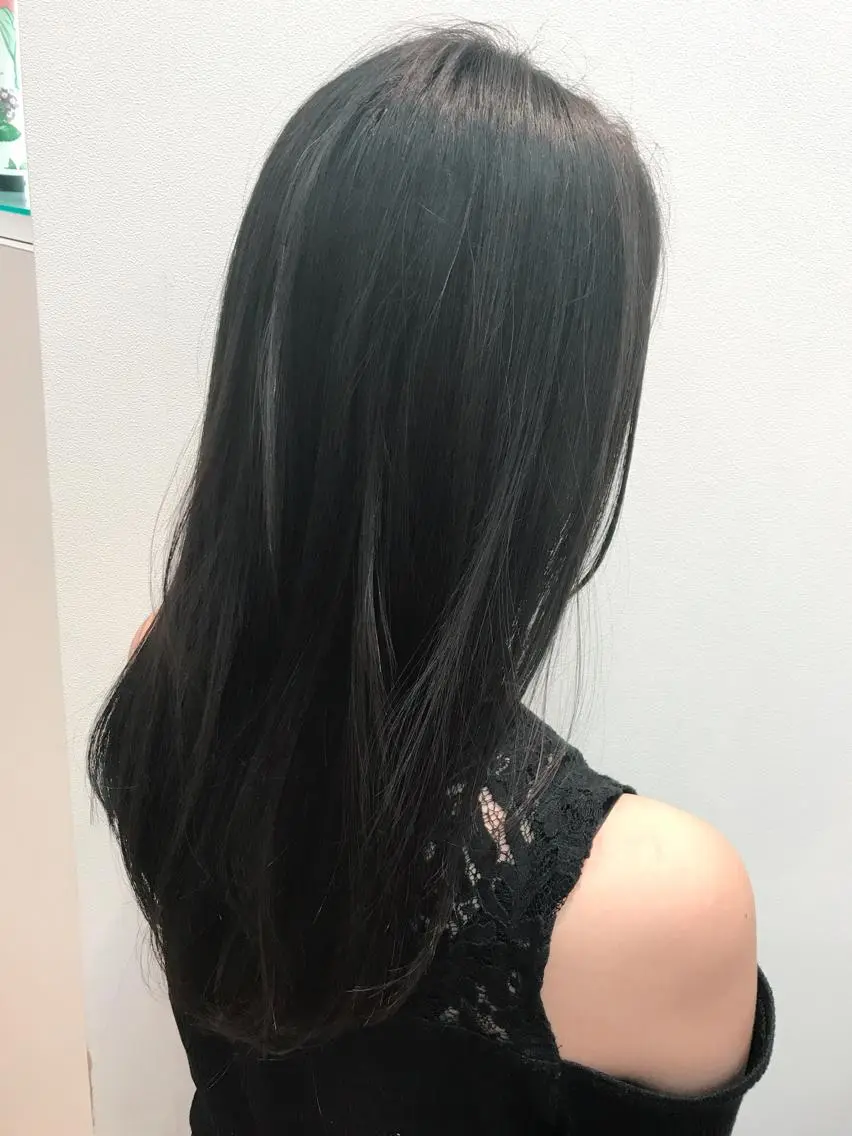 ロング カラー アッシュ ブルーカラー ブルーアッシュ 透明感カラー 田室 和幸のヘアスタイル