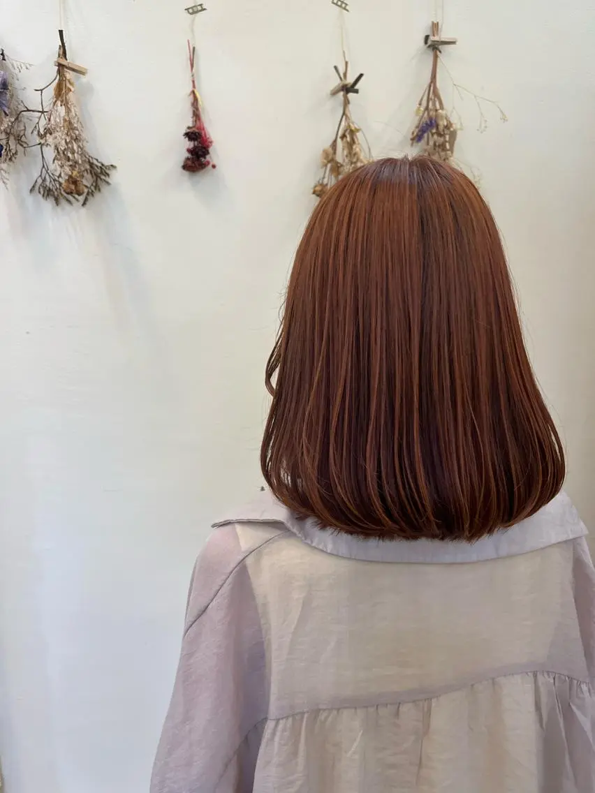 ミディアム カラー ブリーチ オレンジ ボブ マンツーマン 縮毛矯正/マユコのヘアスタイル
