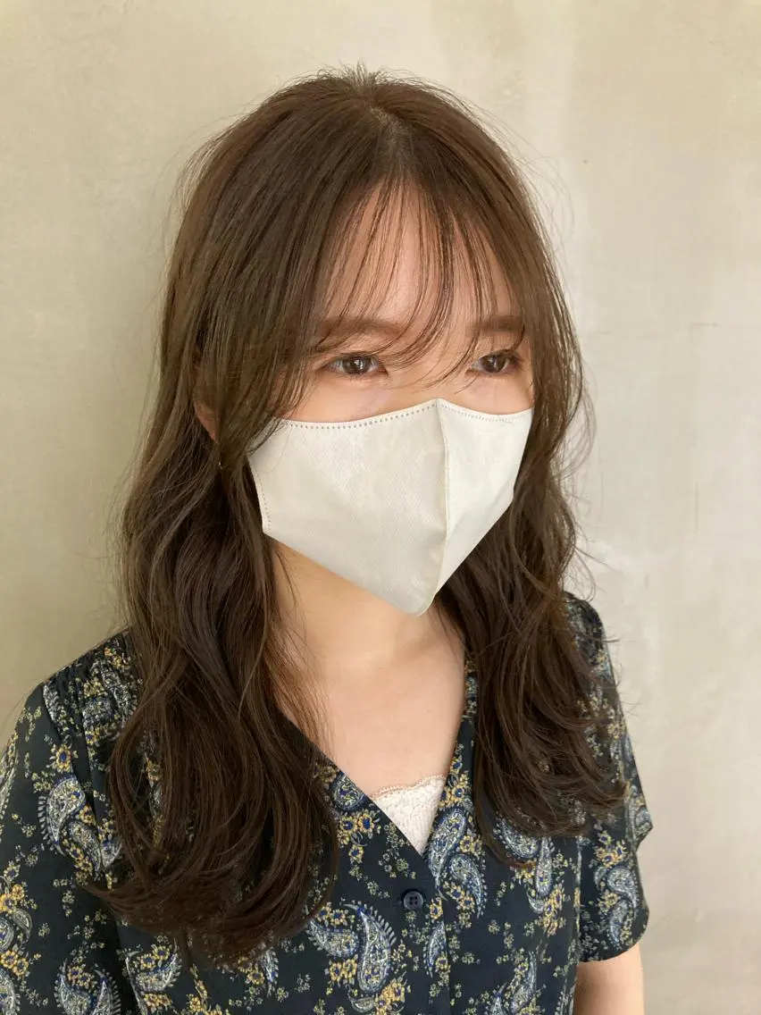 ロング Larry🌼中下 美香のヘアスタイル