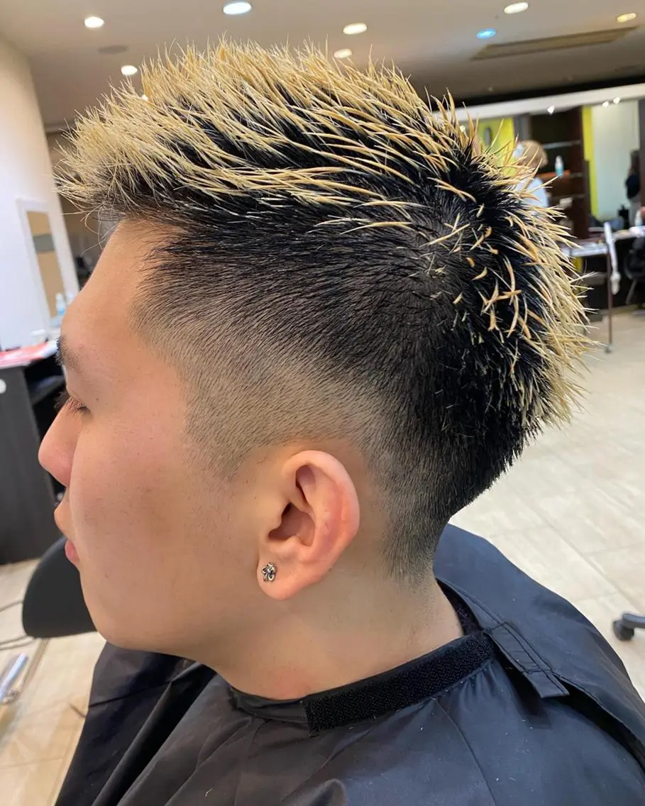 カラー パーマ ブリーチ 学生 メンズ特化 岸本 阪急六甲サロンドロイのヘアスタイル