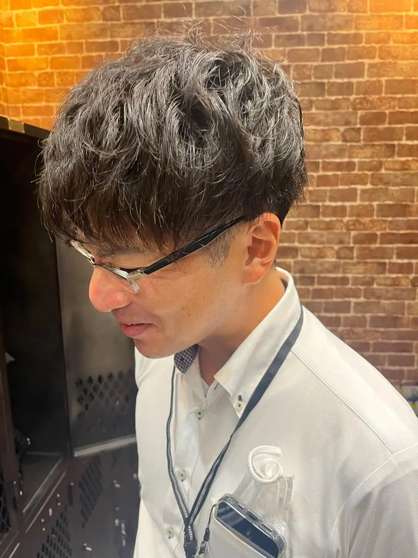 ショート メンズ メンズパーマ ケアカラー ピンクブラウン 外国人風カラー ショートヘア 久木原 ゆりのヘアスタイル
