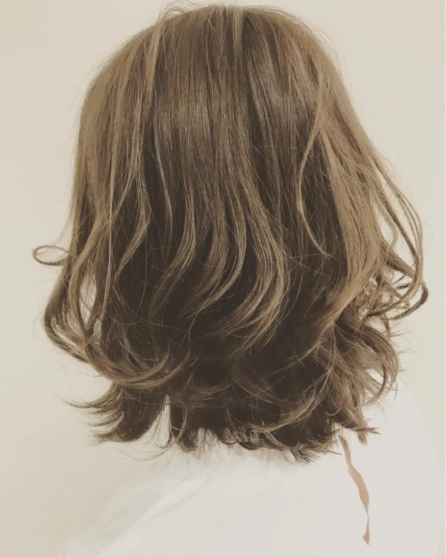ミディアム カラー パーマ ヘアアレンジ メンズ キッズ ネイル マツエク・マツパ ミディアムパーマ メンズハイライト メンズパーマ ハイライトカラー ハイライト EnBlesS西宮 マンツーマン神道有基のヘアスタイル