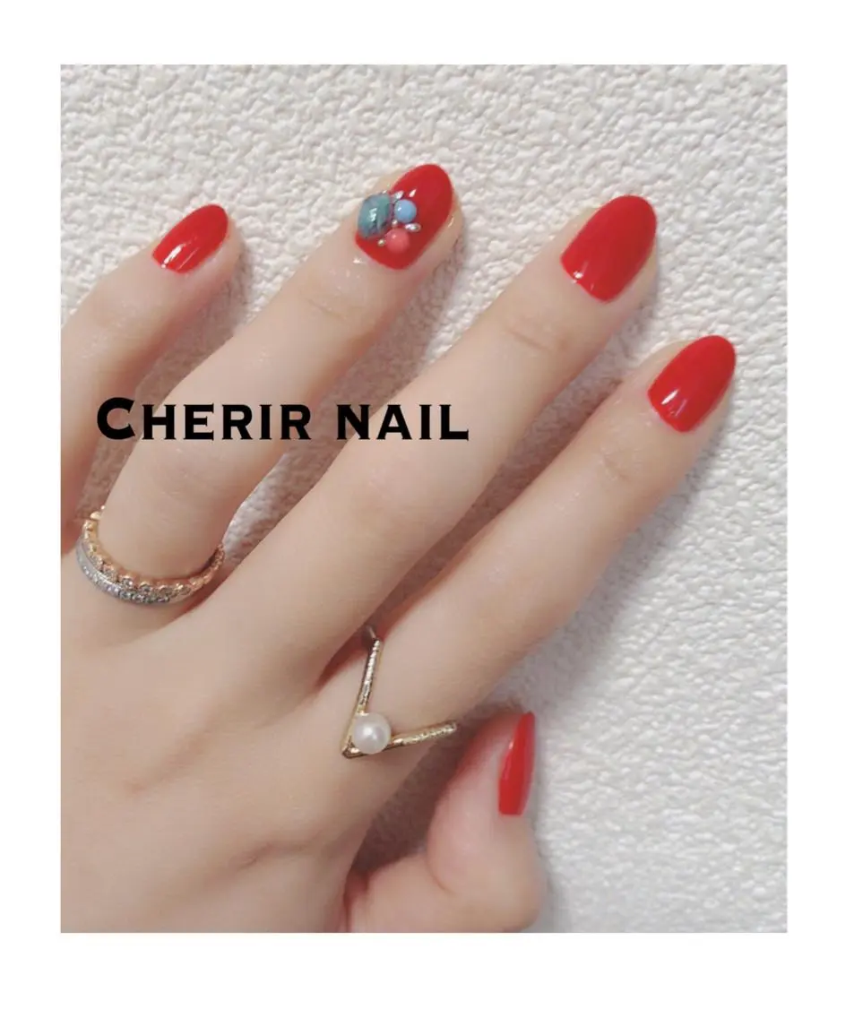 ネイル アートネイル ジェルネイル ワンカラーネイル 赤色 シンプルネイル Cherirnail kaoriのネイルデザイン