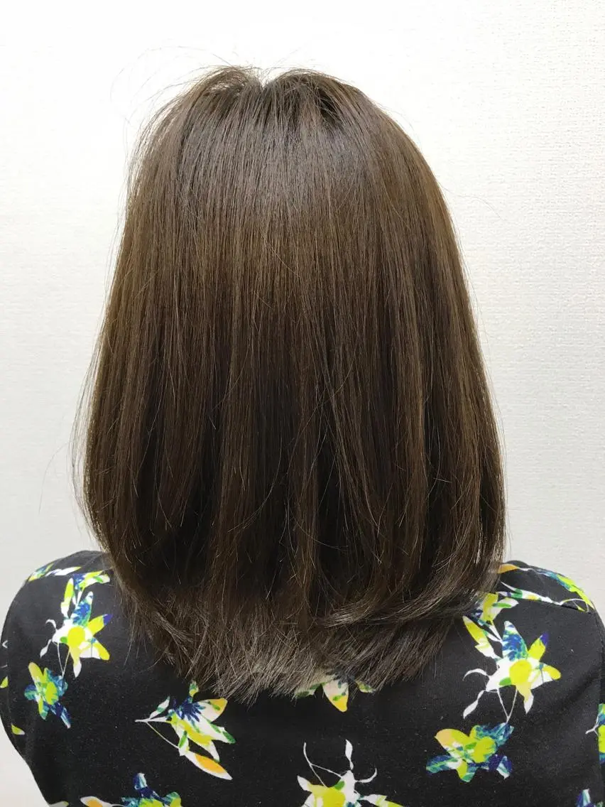 ミディアム カラー アッシュ ブルーカラー 透明感カラー バイオレットカラー 吉森 満俊のヘアスタイル