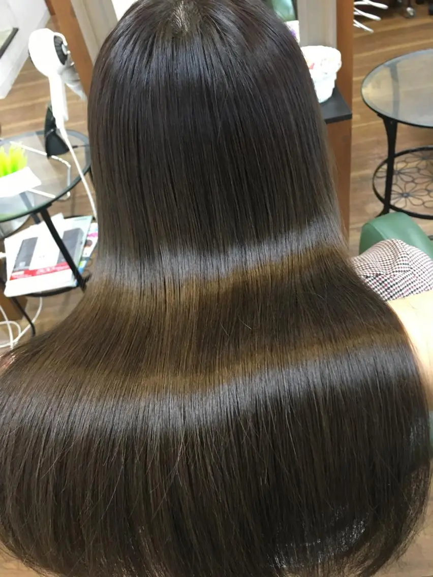 カラー SHIORI💜口コ ミNo.1艶カラーのヘアスタイル
