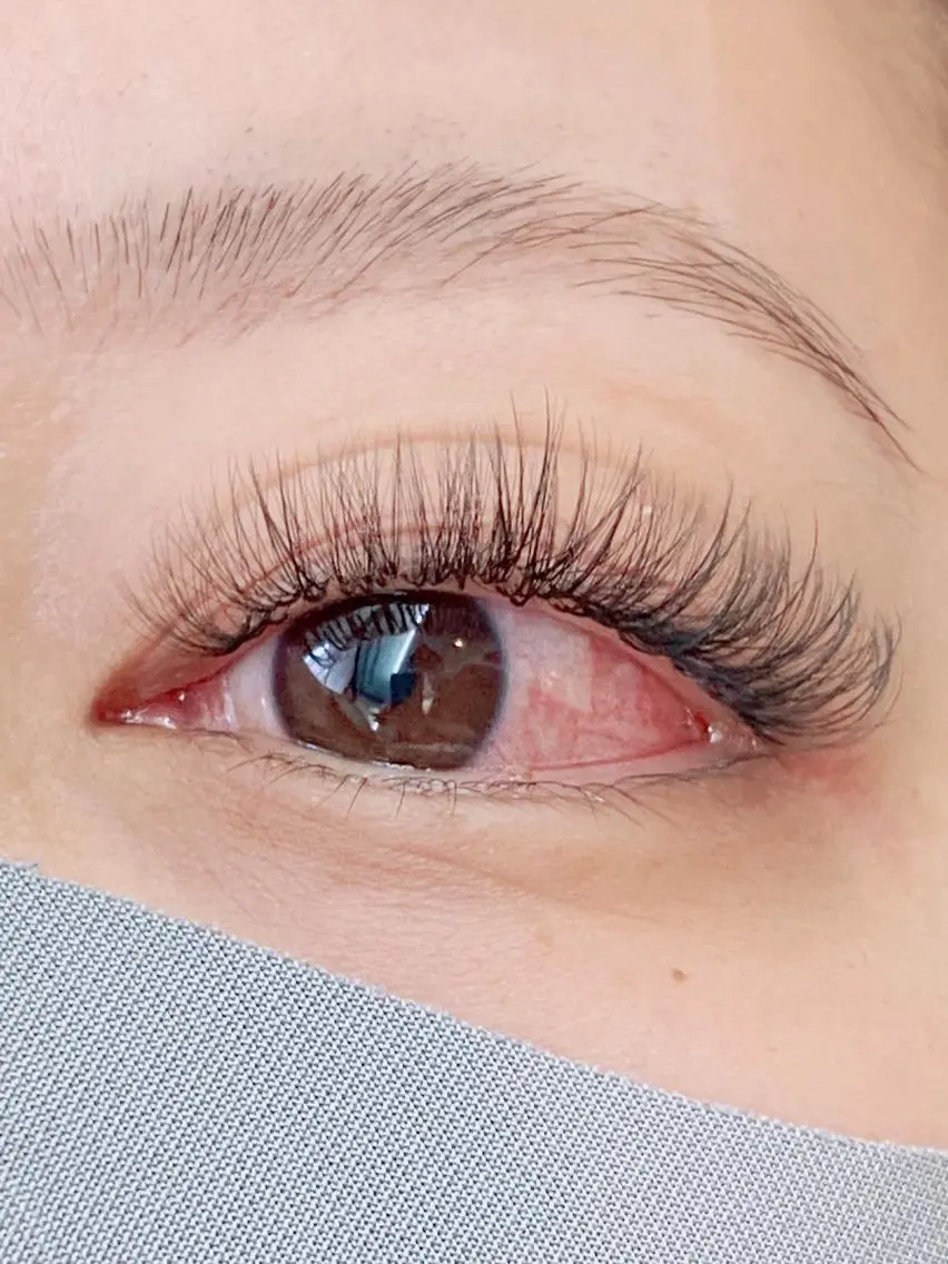 マツエク・マツパ ボリュームラッシュ EYE CHARMANTのマツエク・マツパデザイン