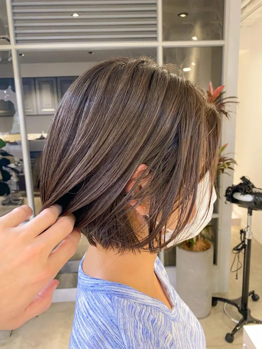ショート カラー ブリーチ 透明感カラー ハイライトカラー ハイライト 【骨格診断カット】 .のヘアスタイル