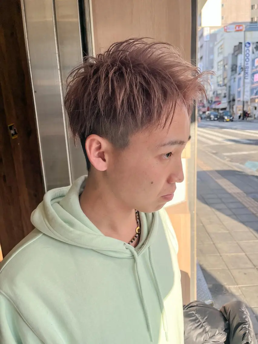 ショート カラー メンズ メンズブリーチ ブリーチ カット ヘアカラー AVANCE.難波 店長 松元のヘアスタイル