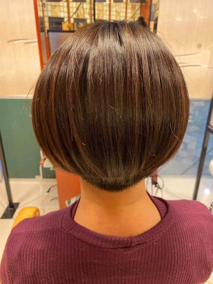 ショート カット ヘアカラー へんみ みかのヘアスタイル