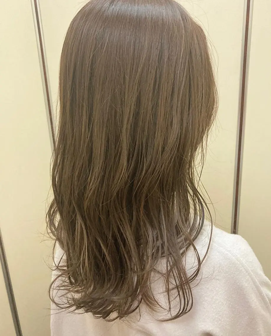 セミロング カット ヘアカラー トリートメント メンズ特化 TAKUYAのヘアスタイル