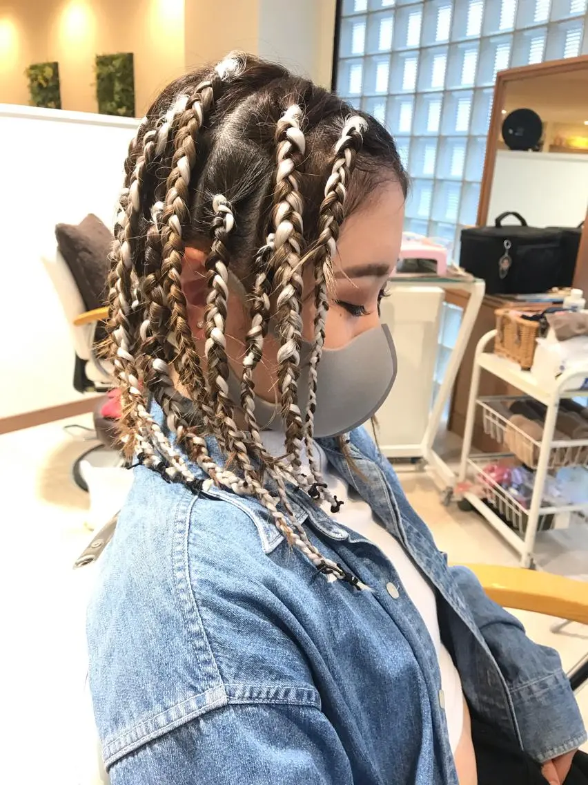 ミディアム エクステ SEA BELLE YASUのヘアスタイル