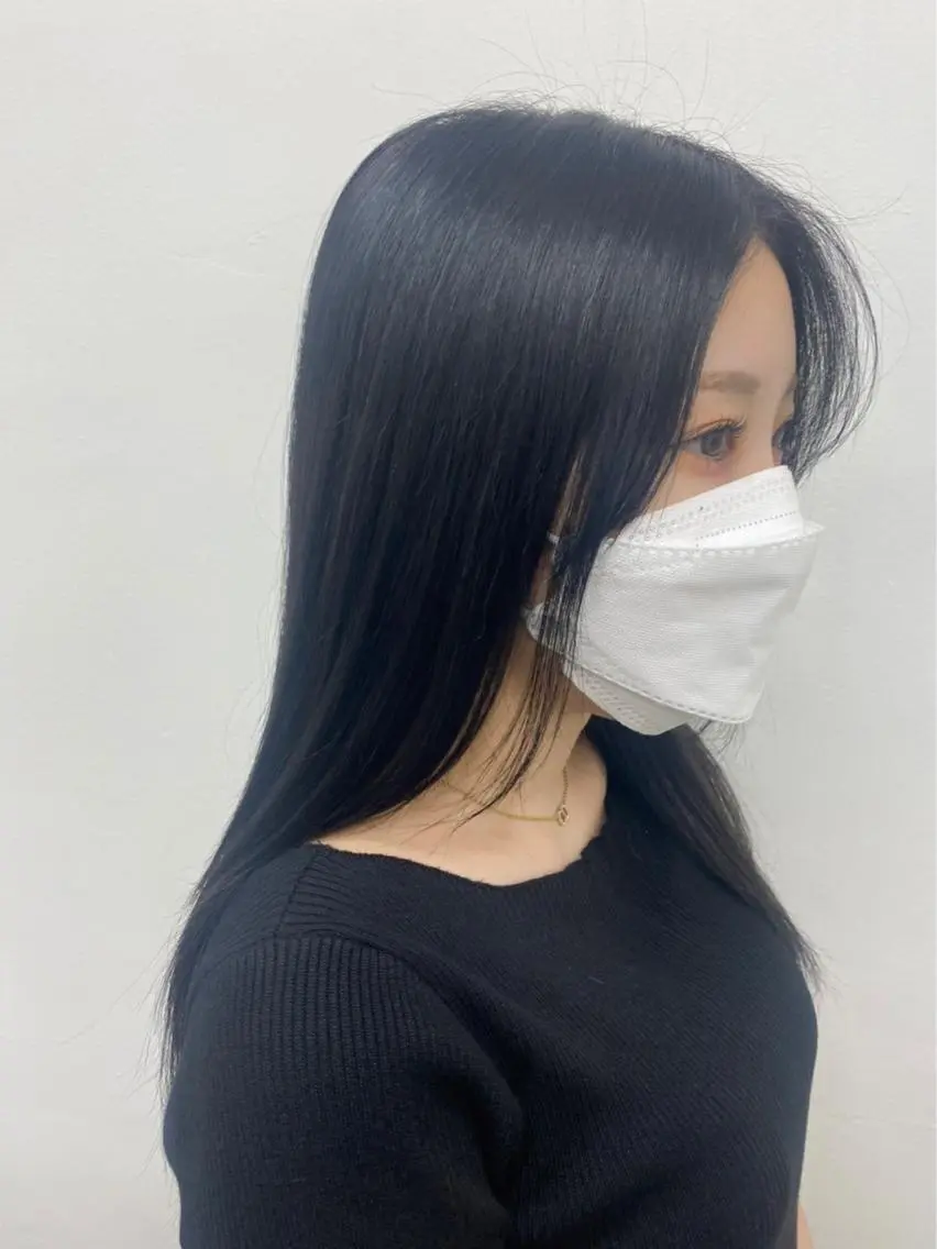 ロング カラー 黒髪 ブルーカラー ブルーブラック 口コミ高評価✨ 安達ももかのマツエク・マツパデザイン