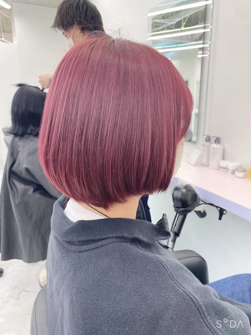 カラー ヘアアレンジ ブリーチなしの達人 🌈KAITOのヘアスタイル