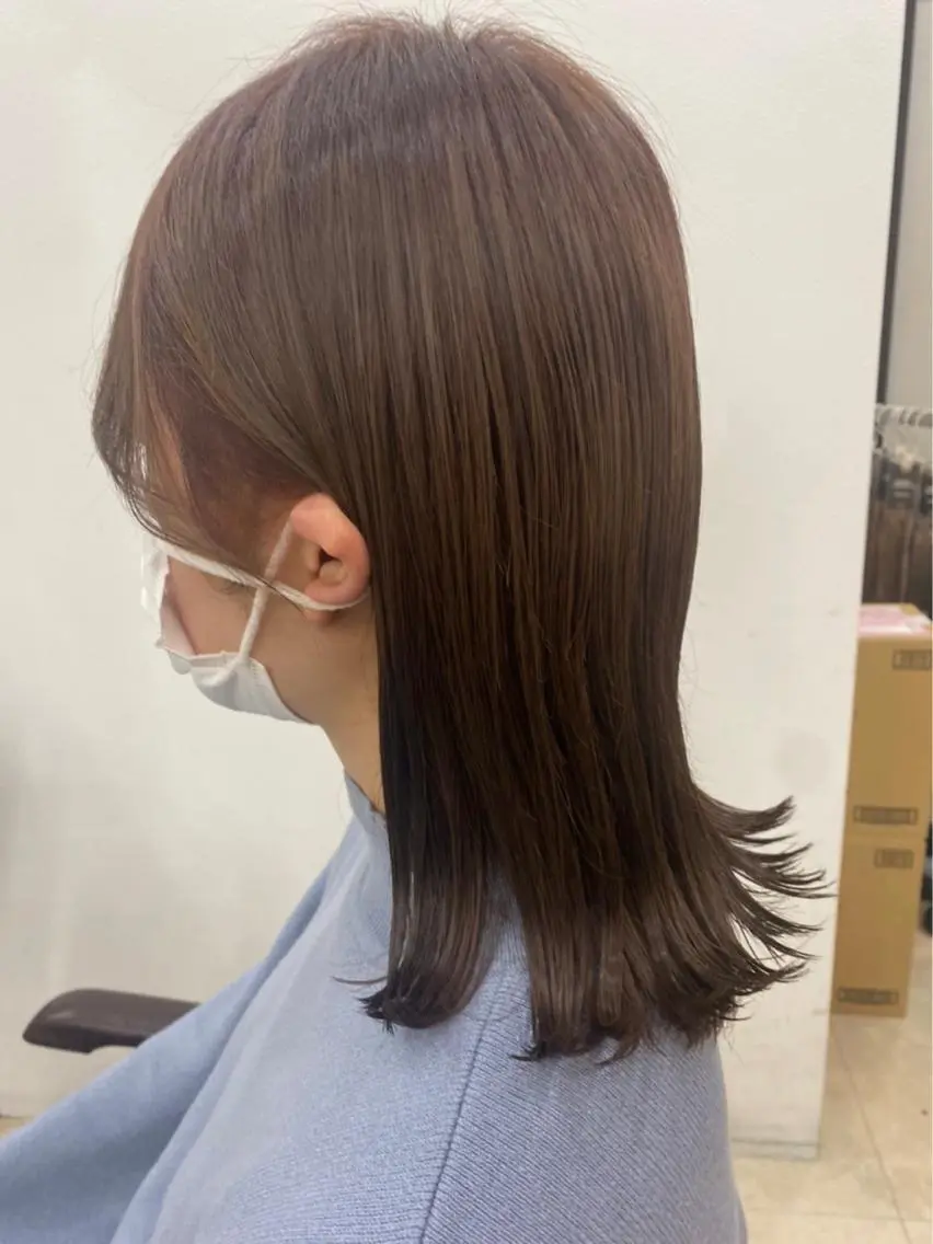 セミロング カラー リルウヘアー 天王寺のヘアスタイル