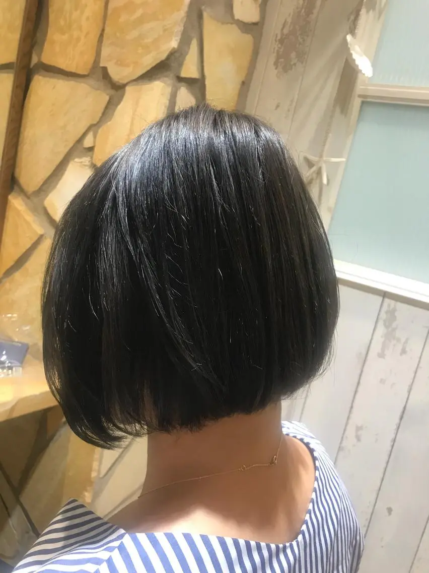 ミディアム カラー グレージュ イルミナカラー カット ヘアカラー トリートメント 色気レイヤー& ショートはお任せ🌟のヘアスタイル