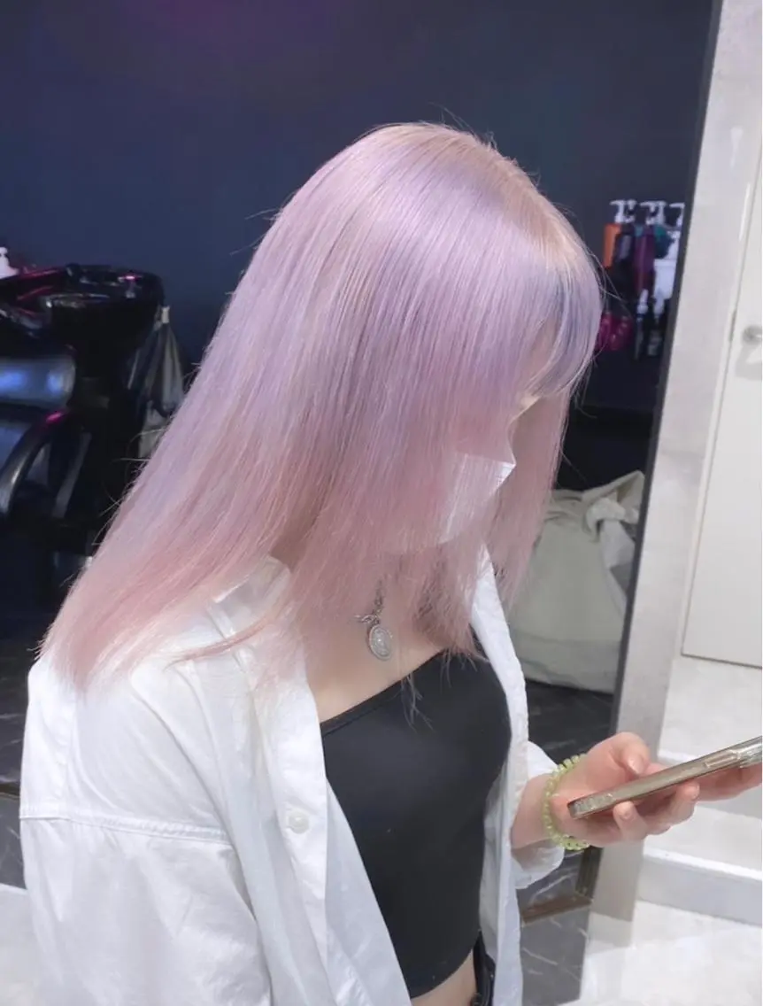セミロング カラー パーマ ヘアアレンジ メンズ キッズ ネイル マツエク・マツパ アイブロウ 透明感カラー ピンクカラー カラーマツエク ピンク 🎀ハイトーンNo .1🩵NaGiSaのヘアスタイル