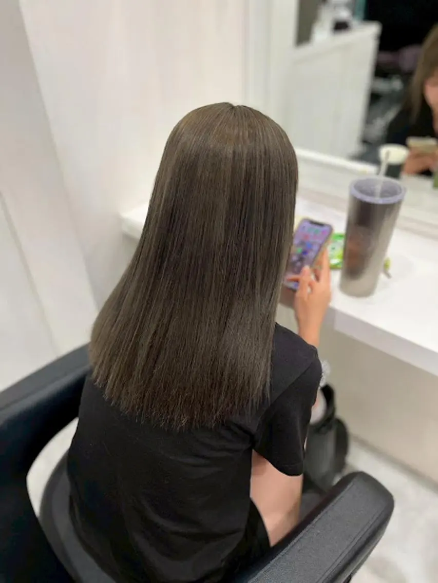 カラー 🪞THEATER 表参道店🩰のヘアスタイル