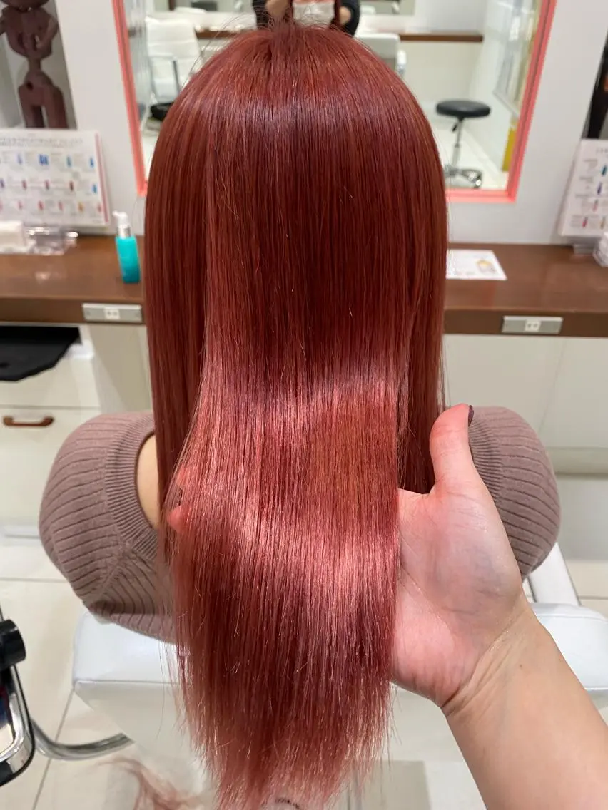 セミロング カラー ウルフカット ハッシュカット/七海のヘアスタイル