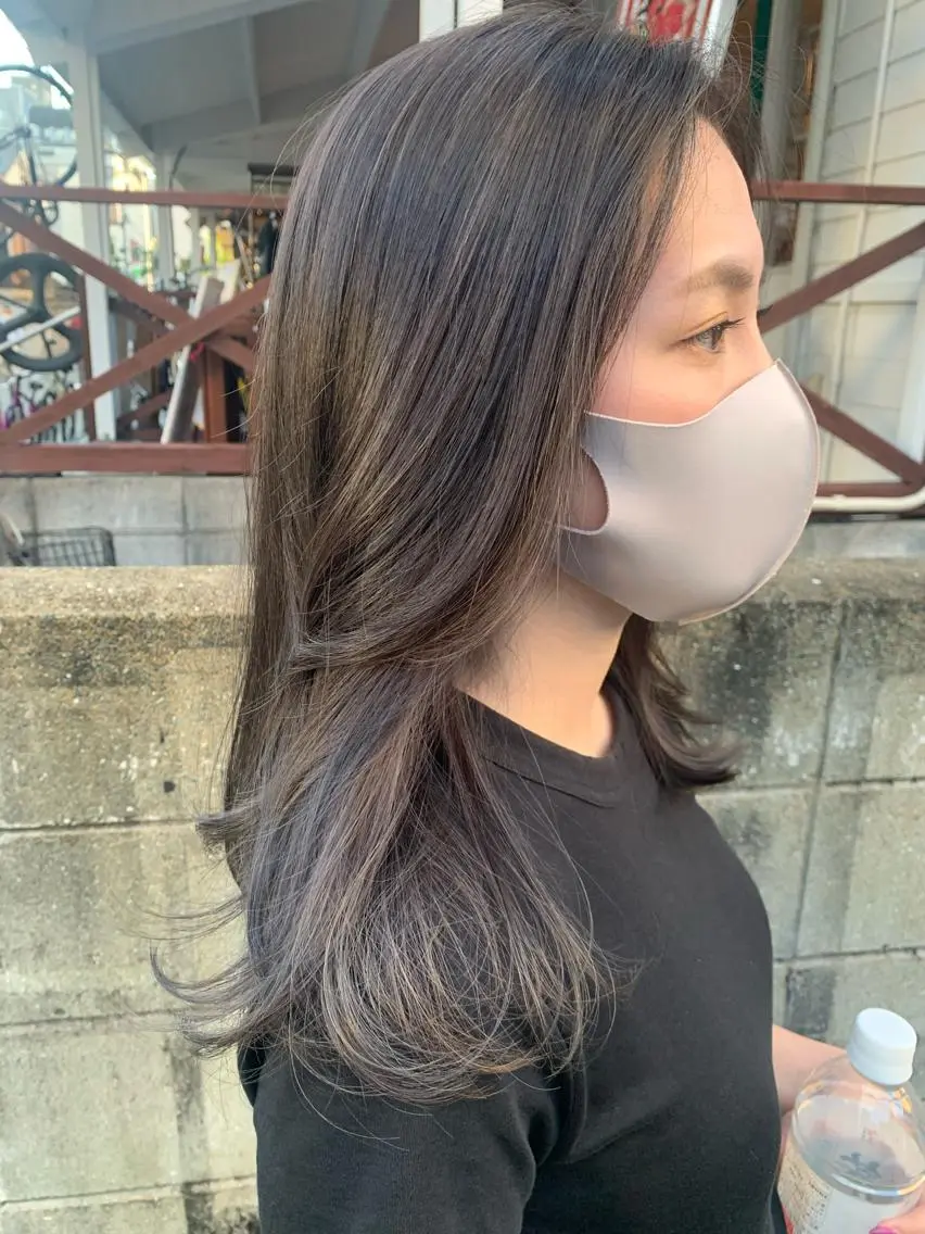 セミロング カラー ハイライトカラー ハイライト カット ヘアカラー トリートメント hubhair レイヤー/透明感のヘアスタイル
