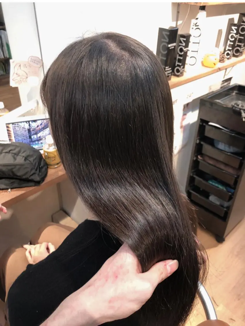 ロング カラー トリートメント 髪質改善✨自由が丘 札辻 拓未のヘアスタイル