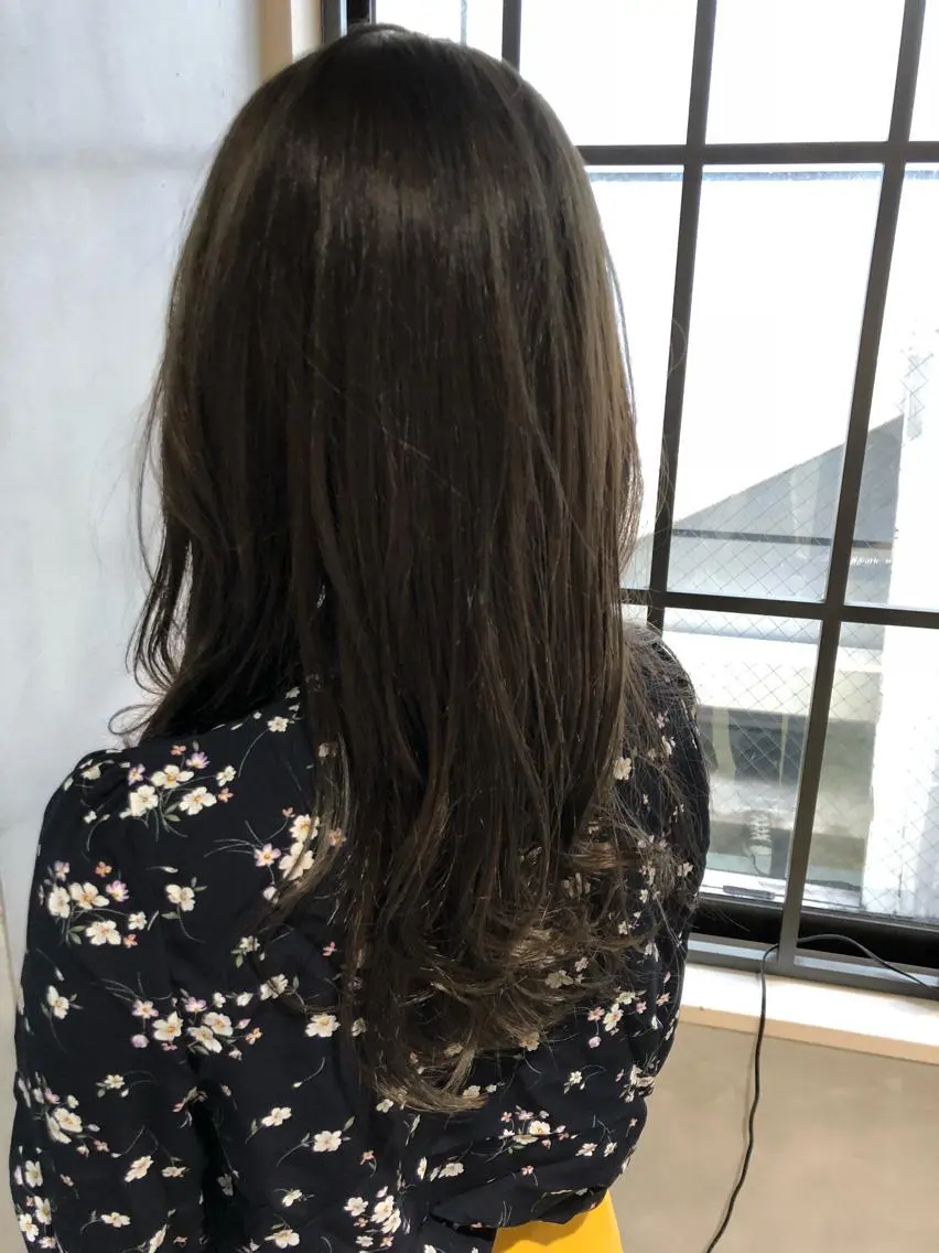 ロング カラー shinka omotesandoのヘアスタイル