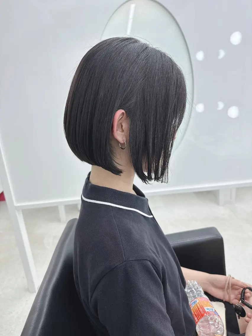 ショート カラー 切りっぱなしボブ ベージュカラー ブリーチ ケアブリーチ ケアカラー 🫧髪質改善🫧 神田紗来のヘアスタイル