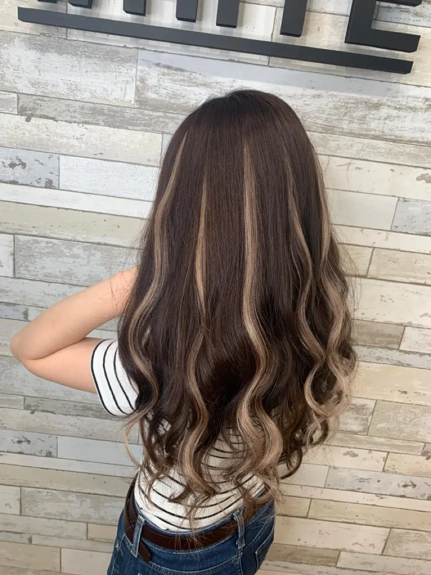 ロング ハイトーン✨艶髪💘 💘 AYANO💘のヘアスタイル