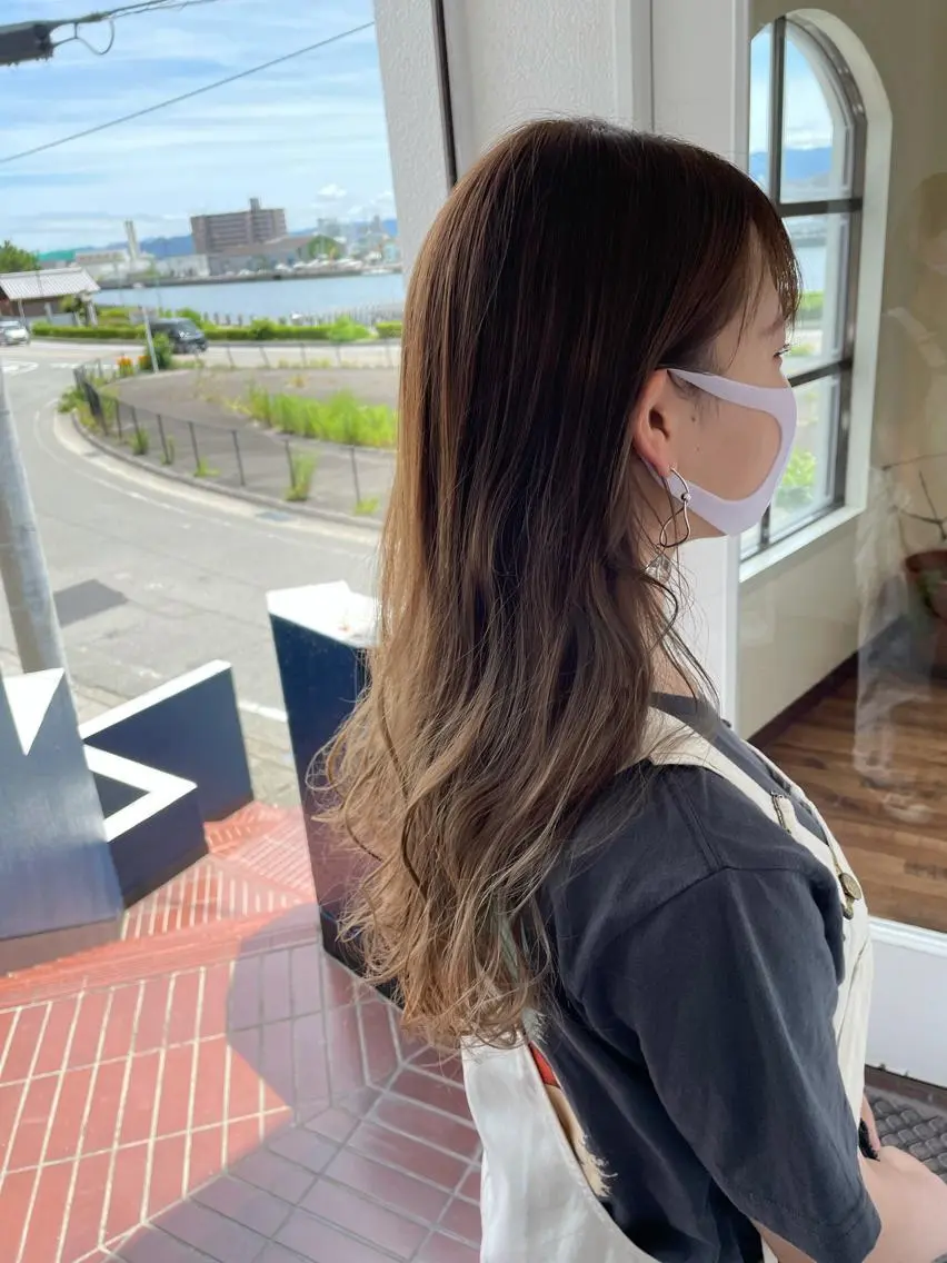ロング カラー グラデーションカラー 大嶋 宏隆のヘアスタイル