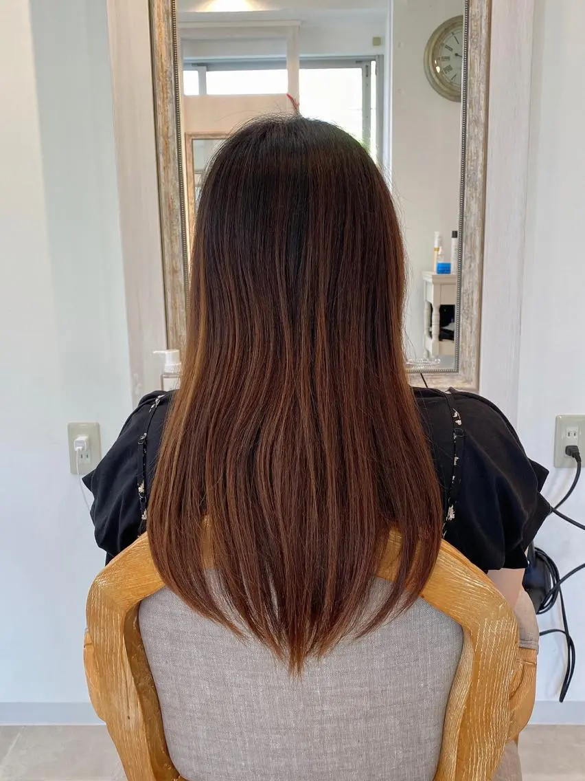 ロング カラー ブリーチ ケアブリーチ ダブルカラー グラデーションカラー ハイライトカラー ヘアカラー トリートメント ブリーチなし✨艶髪 カラー𓃲YAGIのヘアスタイル