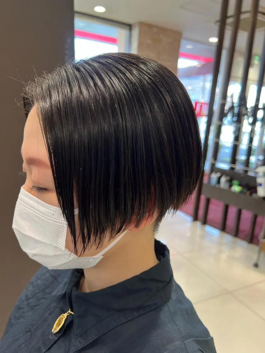 ショート ショートヘア 下條 真のヘアスタイル