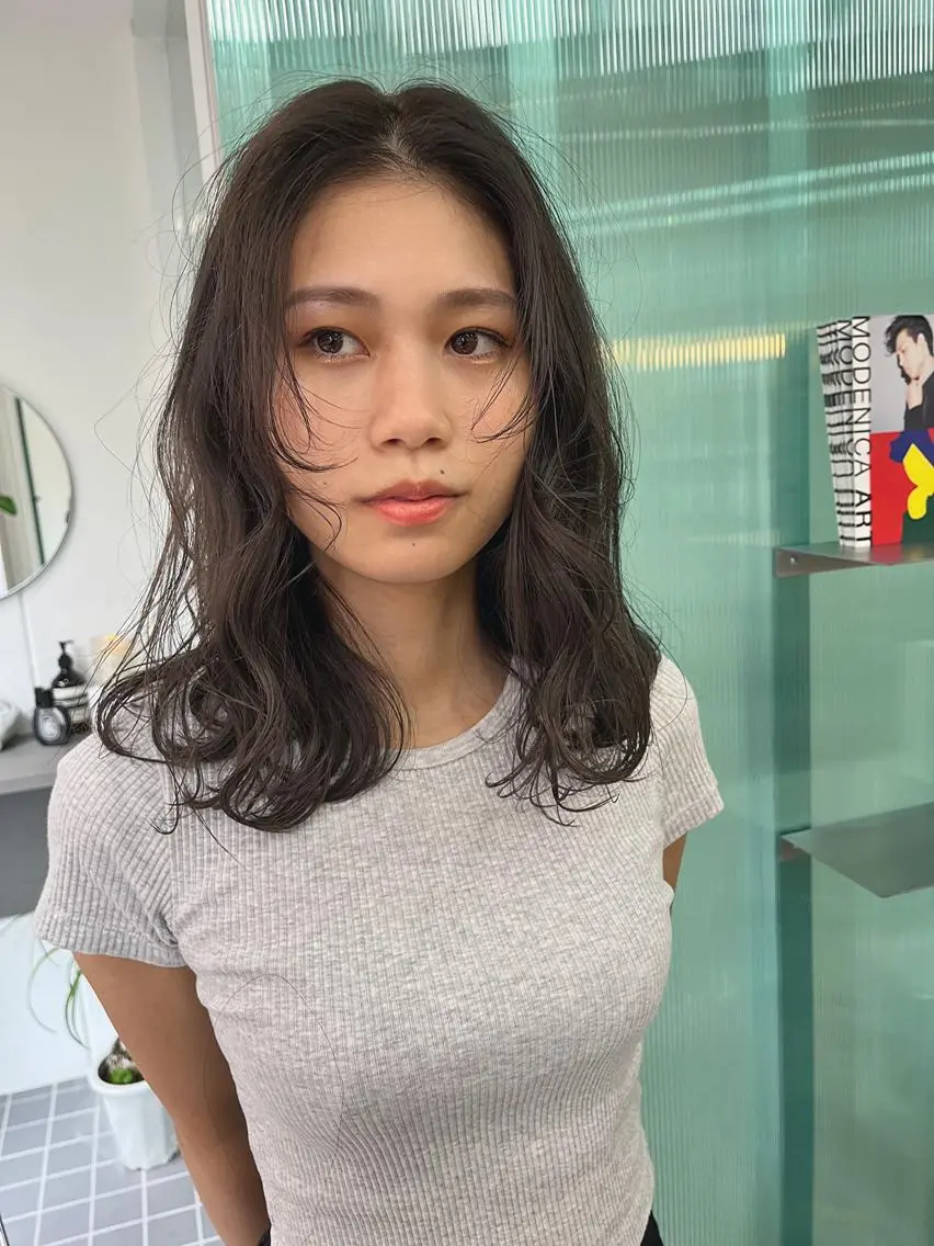 セミロング カラー カット パーマ 堀江/心斎橋/西大橋 四ツ橋【Vers】のヘアスタイル