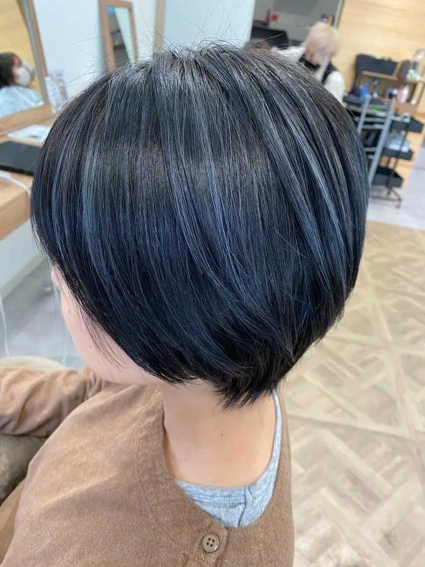 カラー ハイライトカラー 大芝 沙耶のヘアスタイル