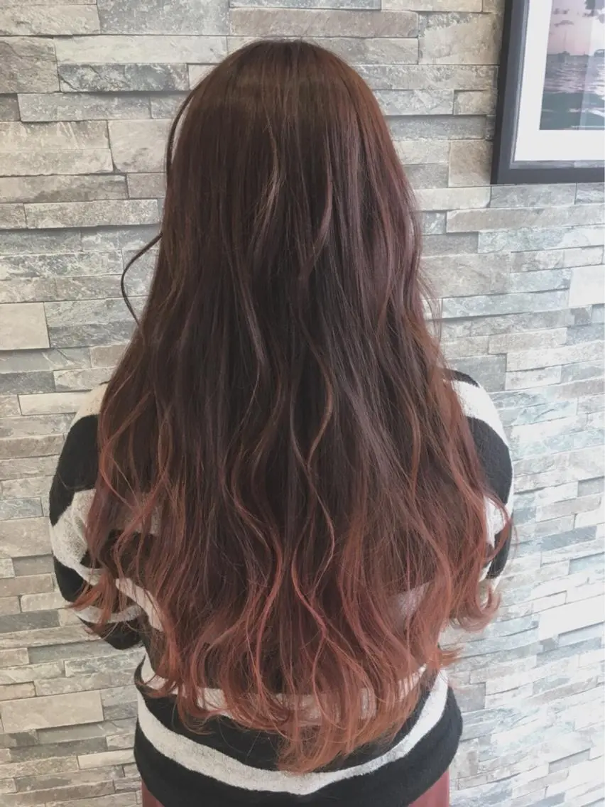 ロング カラー 透明感カラー グラデーションカラー 宍戸 海斗のヘアスタイル