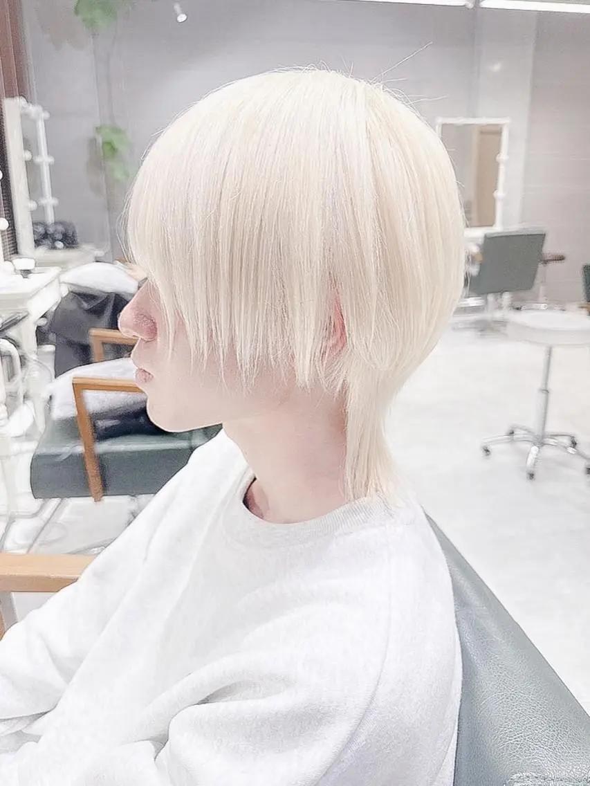 ショート カラー メンズ メンズハイトーン マッシュウルフ マッシュ メンズウルフカット ダブルカラー DAYS Men’sのヘアスタイル