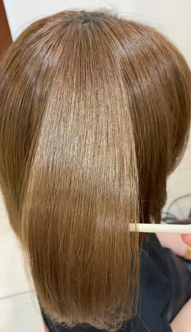 セミロング トリートメント あやめ【顔まわり/レ イヤー/柔らかカラ】のヘアスタイル
