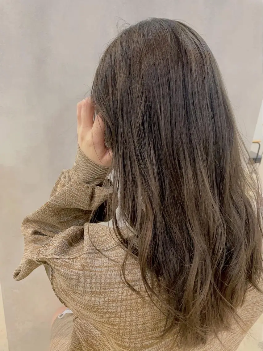 ロング カラー kato himariのヘアスタイル
