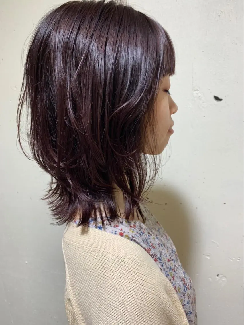 ミディアム カラー ピンクカラー バイオレットカラー ウルフカット パーマ美容師 hanaのヘアスタイル
