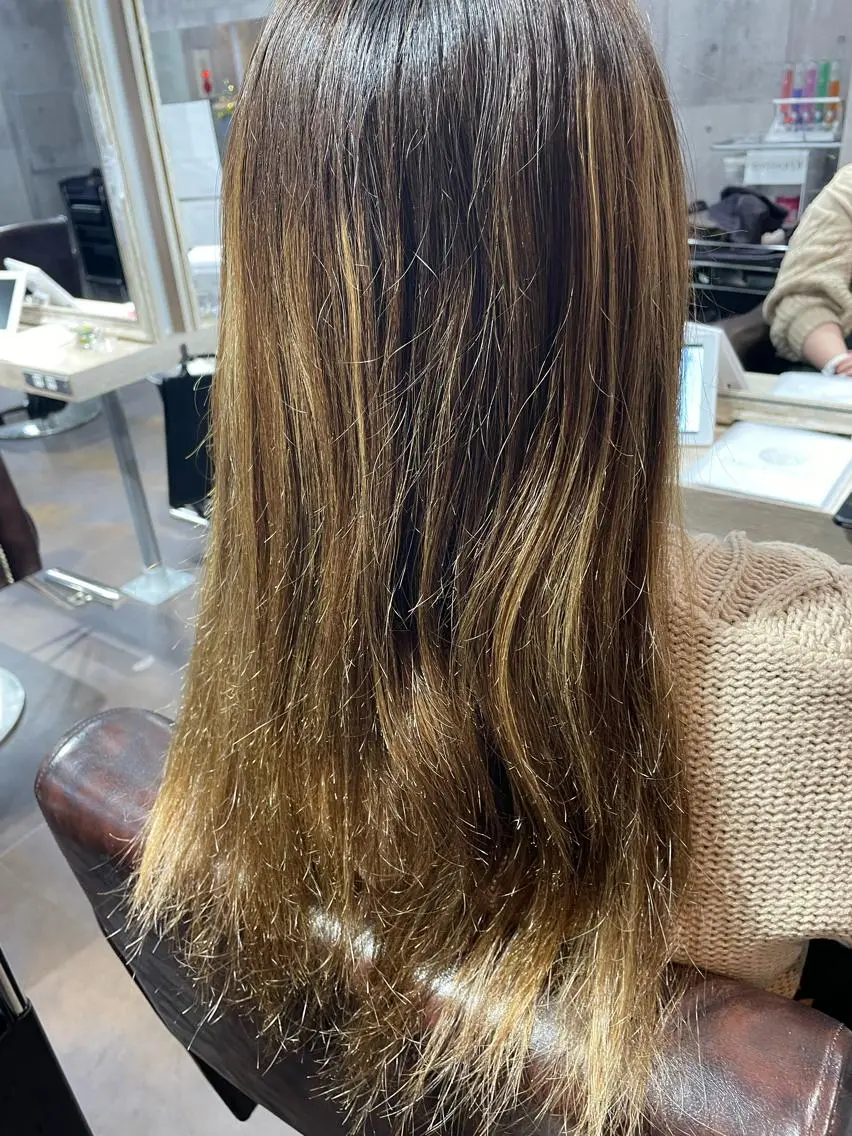 ロング カラー パーマ ヘアアレンジ メンズ キッズ ネイル マツエク・マツパ アイブロウ シールエクステ メンズバレイヤージュ メンズハイライト メンズインナーカラー メンズ韓国風 北千住10分 肥高　壮汰のヘアスタイル