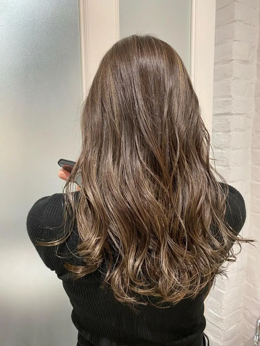 ロング カラー ベージュカラー ハイライトカラー ハイライト 🍀透明感抜群🍀/ ハイトーンカラーのヘアスタイル