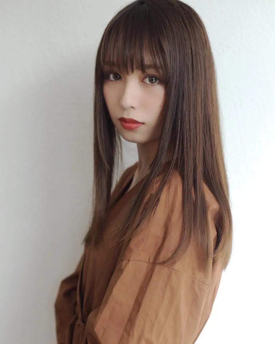 ミディアム カラー カット 縮毛矯正 トリートメント 服部 樹季のヘアスタイル