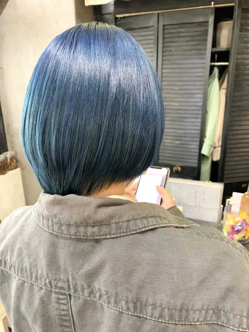 ショート カラー ブルーカラー 💡似合わせのプロ 💡takutoのヘアスタイル