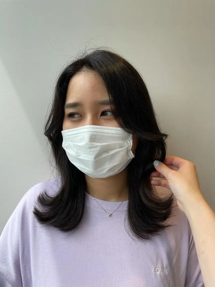 ミディアム ミディアムレイヤー 韓国風ヘア レイヤーカット ❤︎︎韓国ヘア❤︎︎ 𝑺𝒉𝒊𝒉𝒐のヘアスタイル