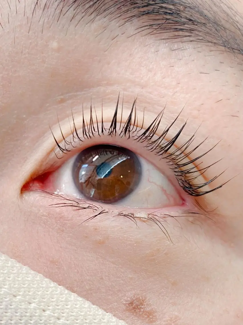 マツエク・マツパ パリジェンヌラッシュリフト EYE CHARMANTのマツエク・マツパデザイン