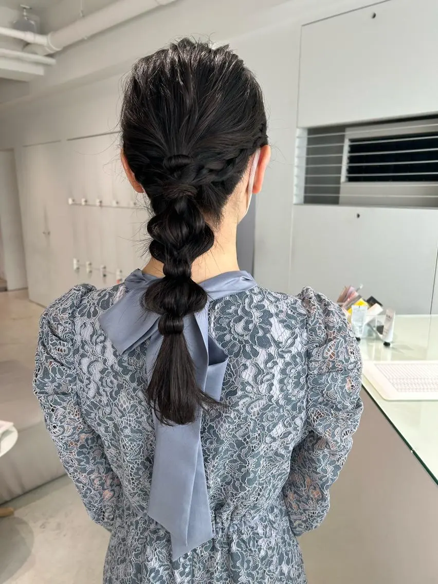 ロング ヘアアレンジ ヘアセット 透明感カラー🫧 nanohaのヘアスタイル