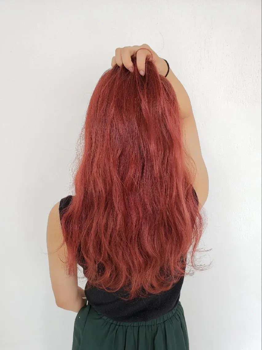 ロング カラー ヘアアレンジ レッドカラー 成瀬 弘光のヘアスタイル